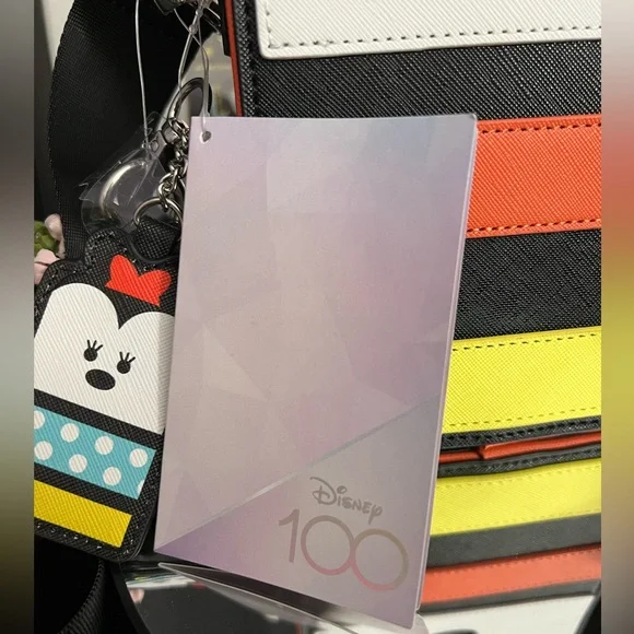 Disney Mickey Mouse Crossbody or Shoulder Handbag & Drinking Cup With Straw NWT - Picture 2 of 8